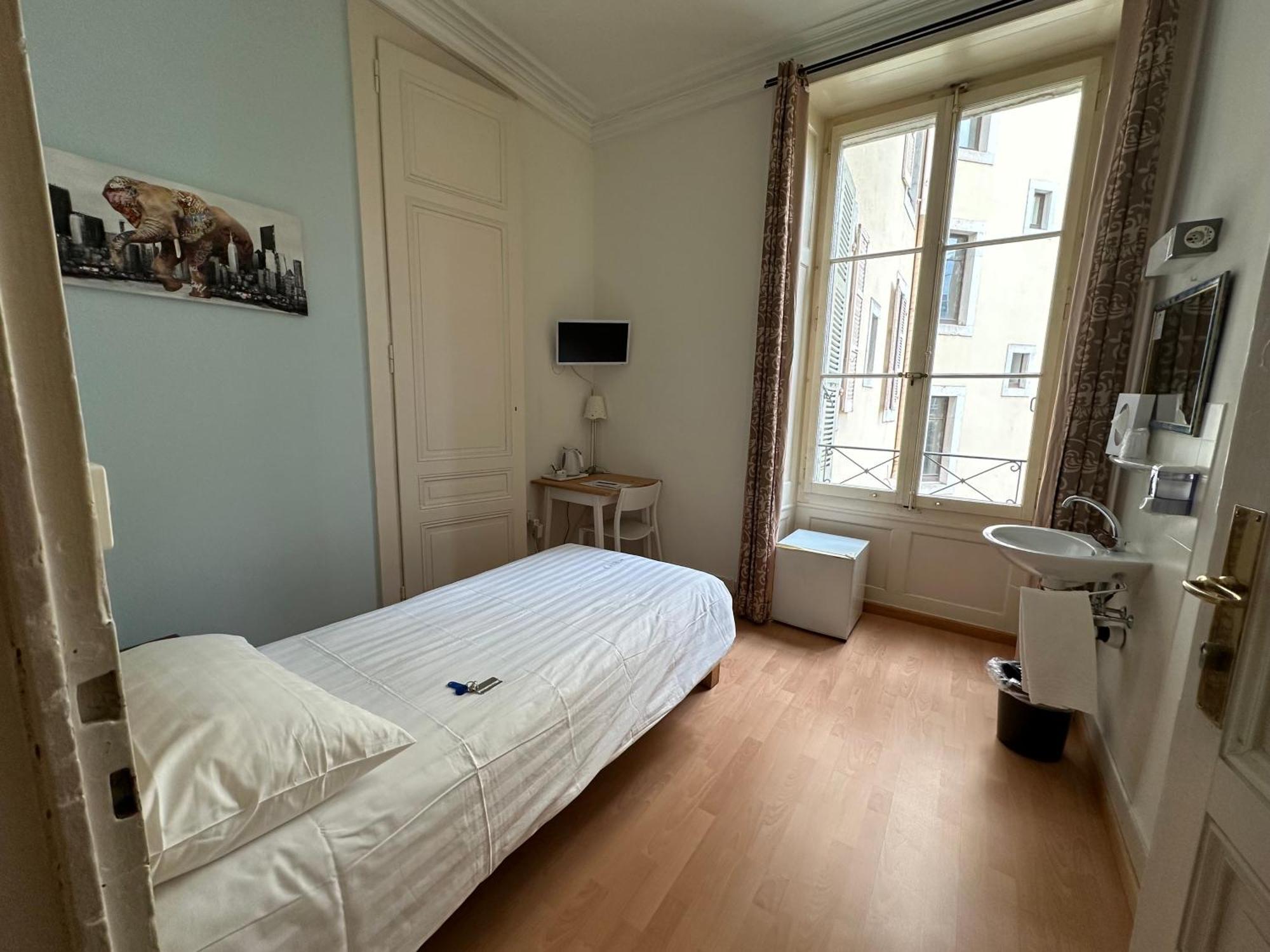 Hotel Des Tourelles Geneva Bagian luar foto