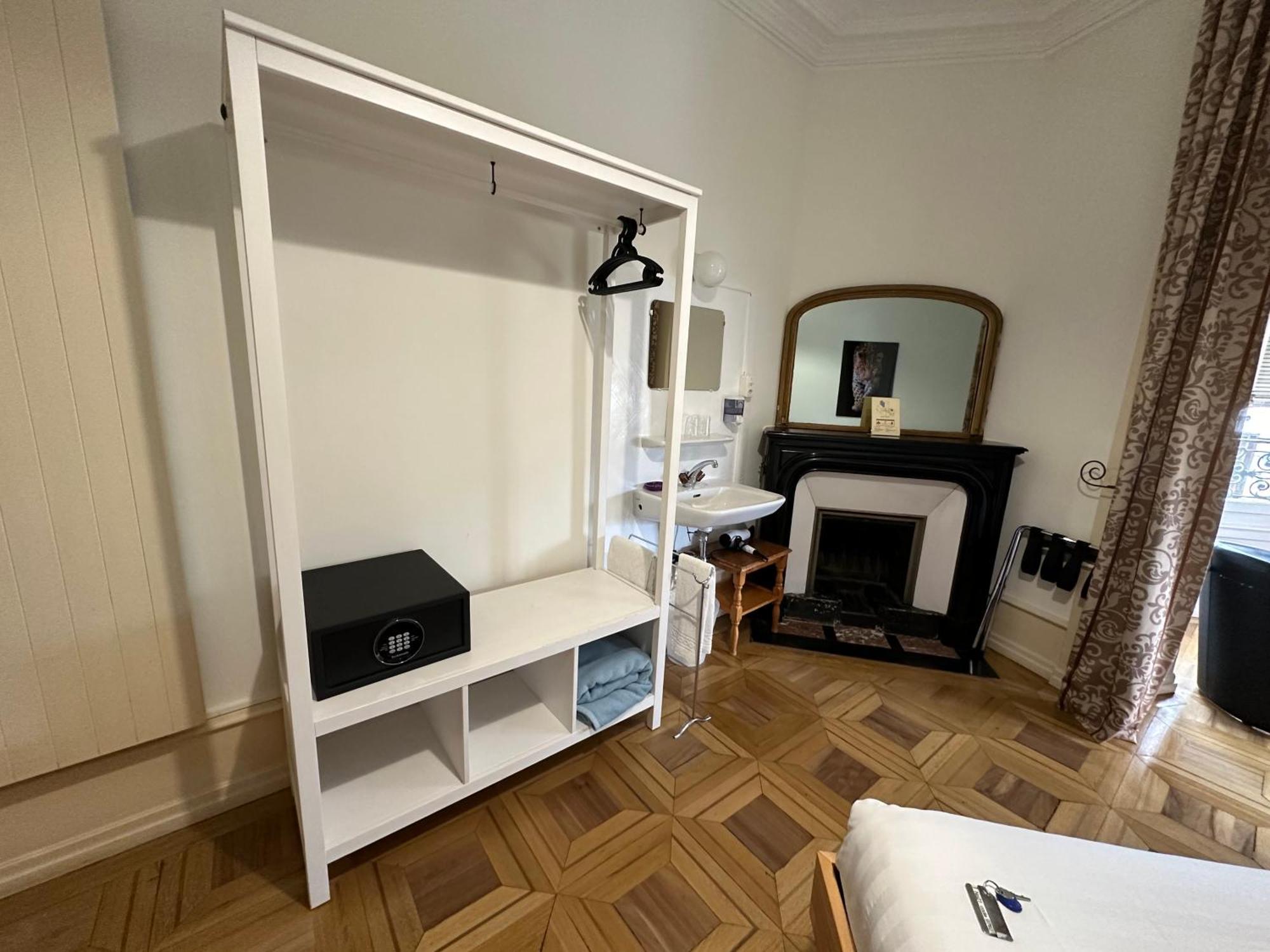 Hotel Des Tourelles Geneva Bagian luar foto