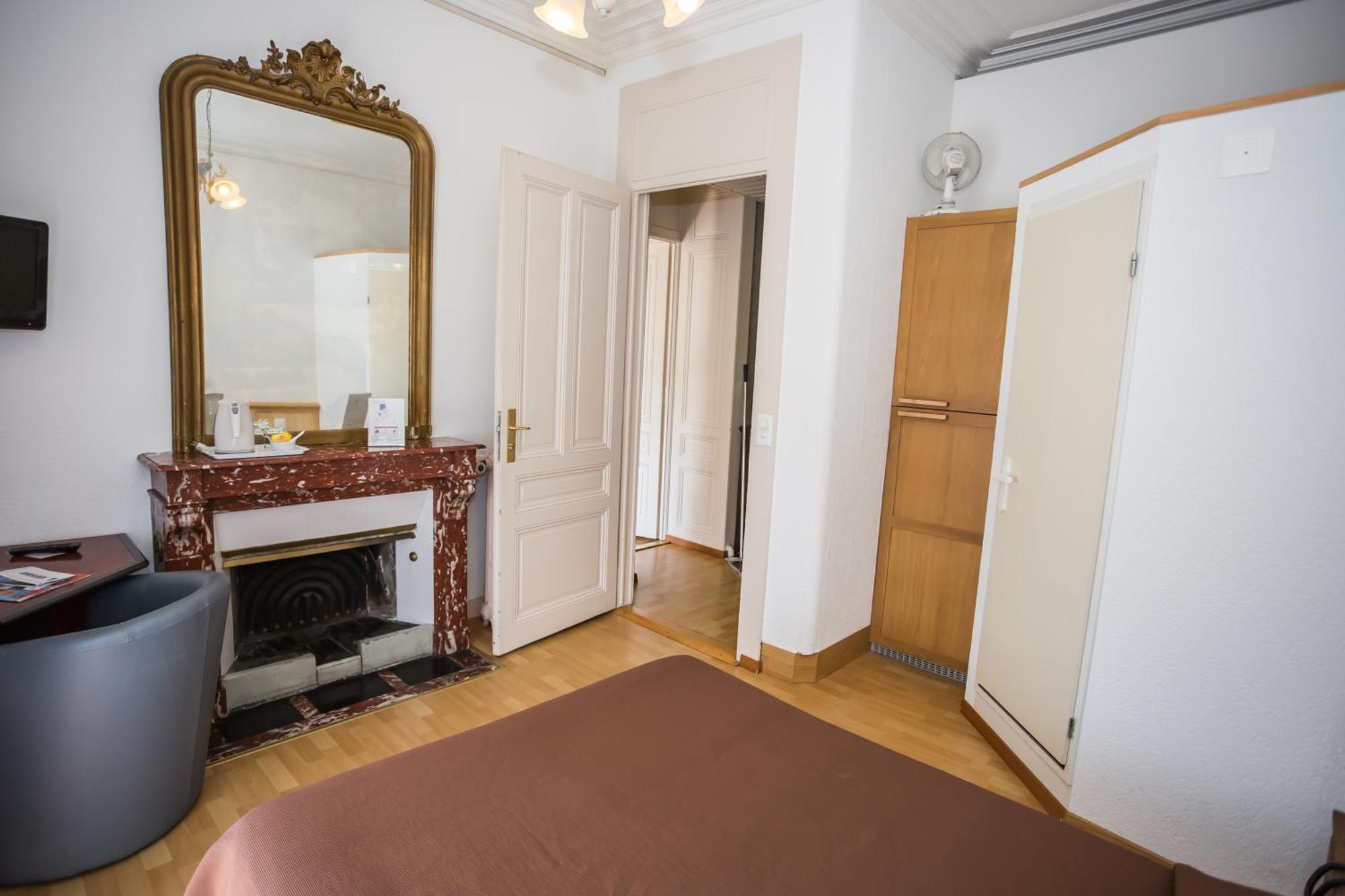 Hotel Des Tourelles Geneva Bagian luar foto